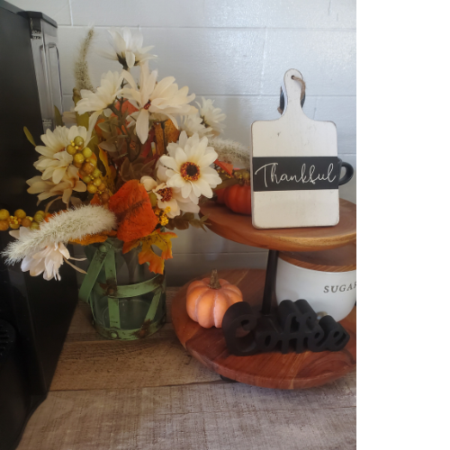 How to Simply Decorate for Fall